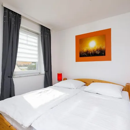 Apartment Schwarz By Interhome